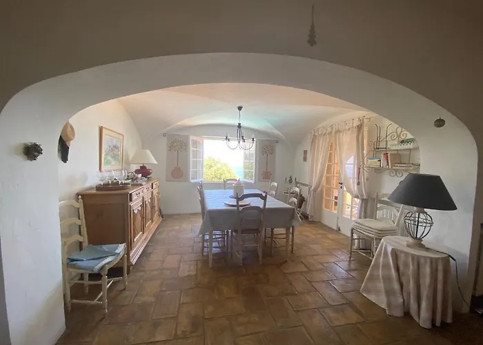 Louise Villa Sainte-Maxime